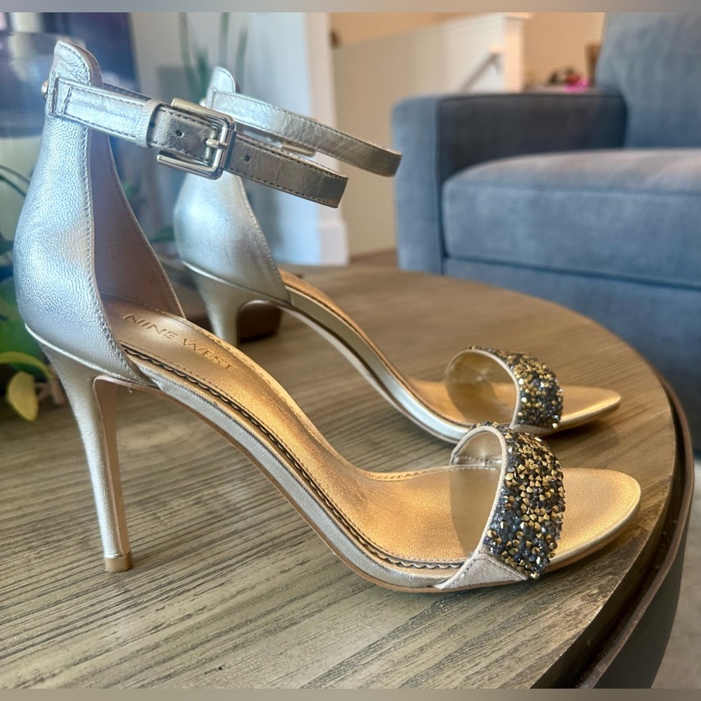 Nine West gold embellished heels - size 8